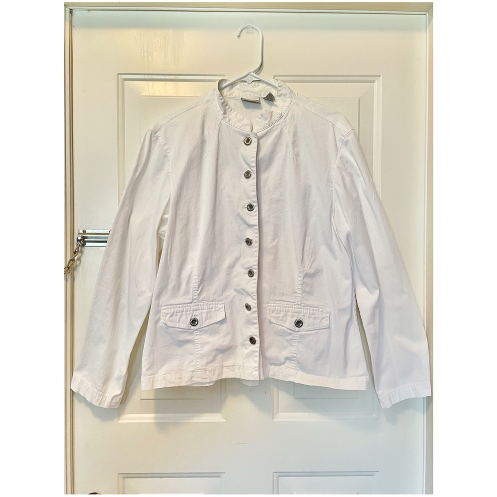 Chicos Size 3 Button Down White Jacket